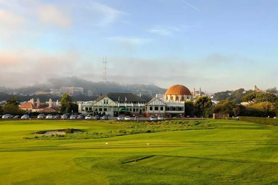 格雷ens of The Presidio Golf Course shine on a sunny San Francisco day.