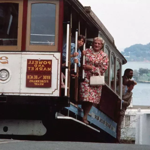 Scene from Mrs. Doubtfire when they were on the Cable Car